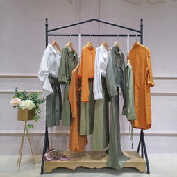 曼天雨品牌折扣女裝 多品牌折扣店的加盟新機遇